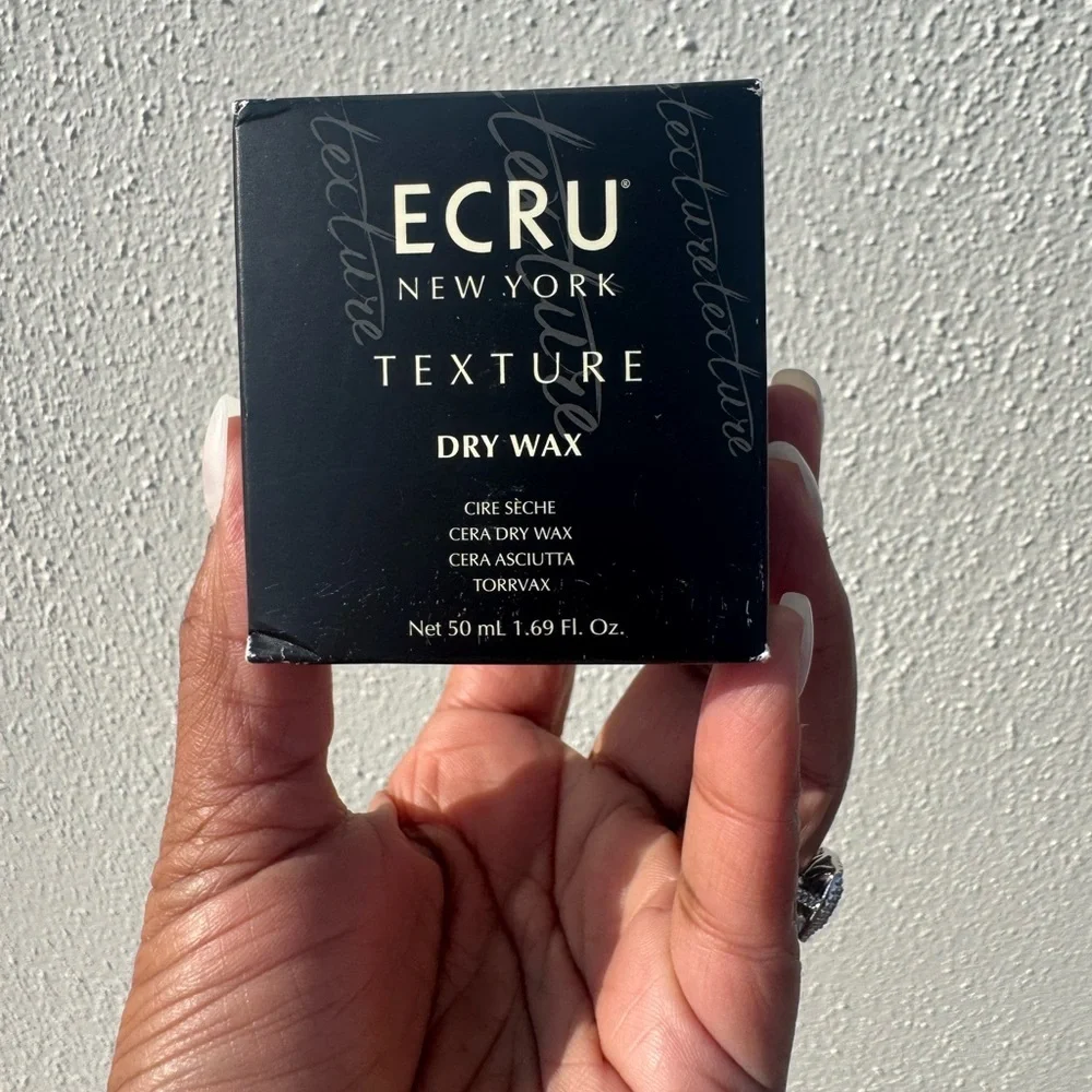 ECRU New York Texture Dry Wax - Black Packaging